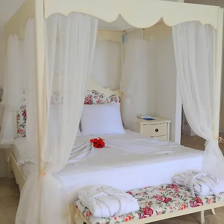 Otel Romeo Ceshme Plus
