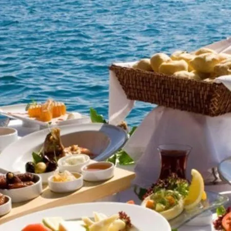 Otel Romeo Ceshme Plus